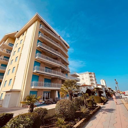 Appartamento Cima - Vista Mare, 3 Camere, Wifi, Family Apartment Lido di Jesolo Exteriör bild
