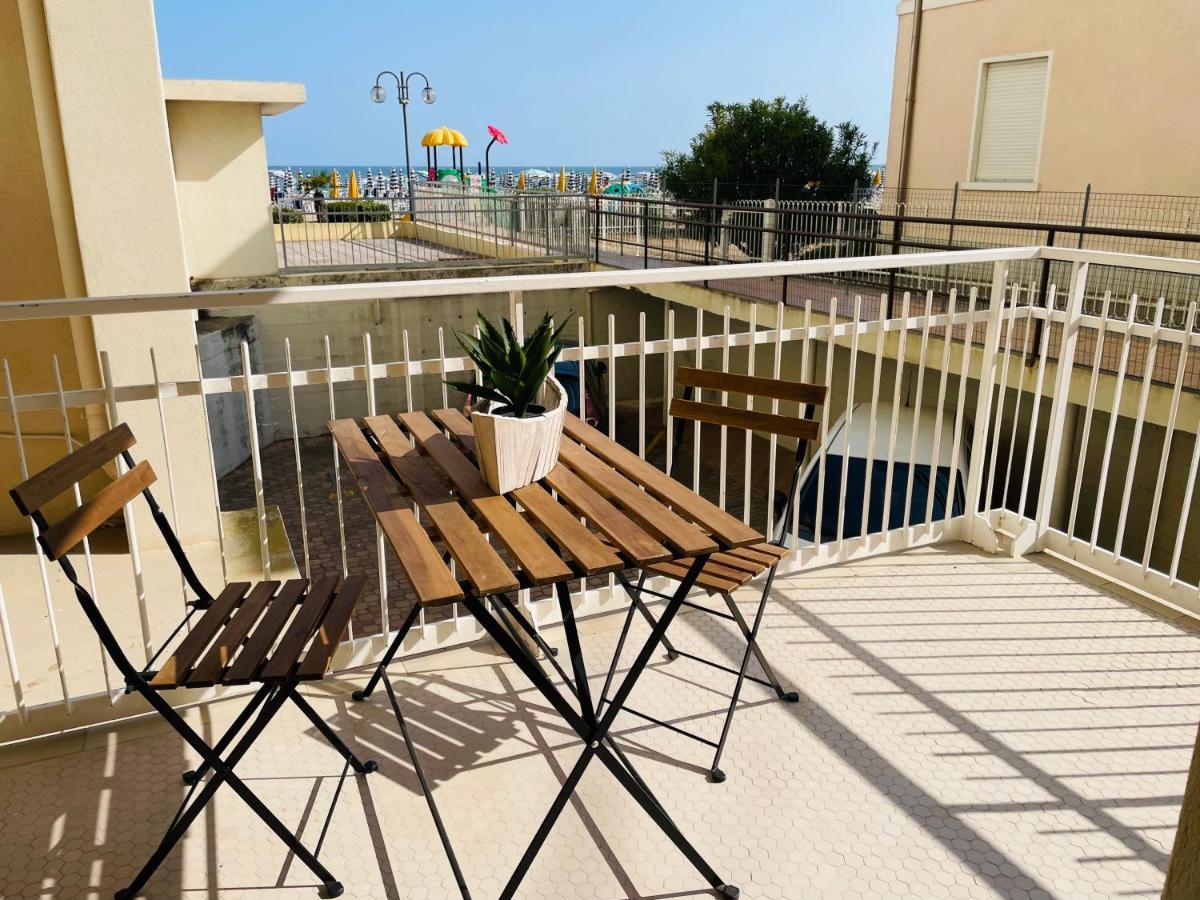 Appartamento Cima - Vista Mare, 3 Camere, Wifi, Family Apartment Lido di Jesolo Exteriör bild